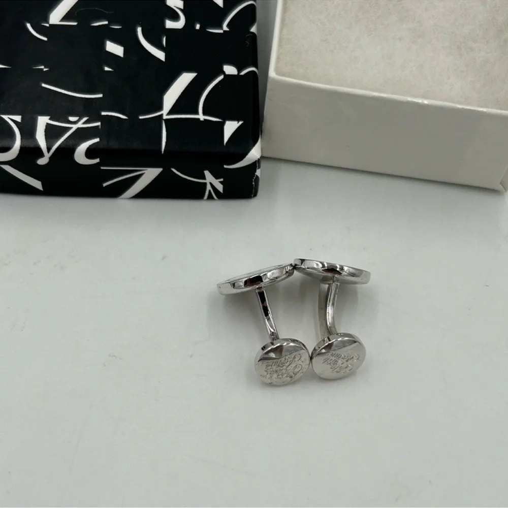 Men’s Saks, Fifth Avenue, E silver cufflinks